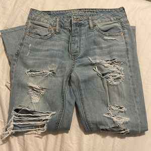 American Eagle Ripped Tomboy style jeans Size 0. Great condition
